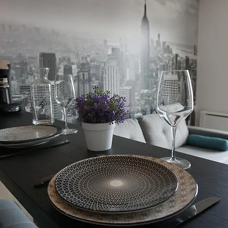 Chic & Moderne Avec Balcon *