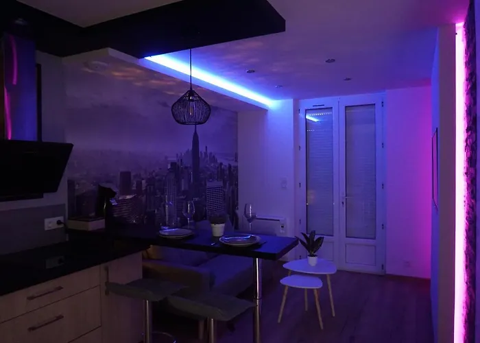 Chic & Moderne Avec Balcon 라로츠수르욘