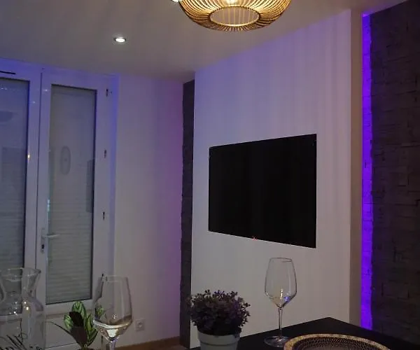 Chic & Moderne Avec Balcon